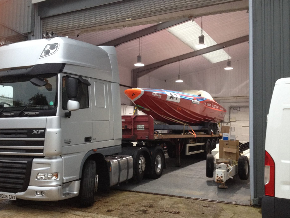 How to transport a speed boat from the UK to Spain